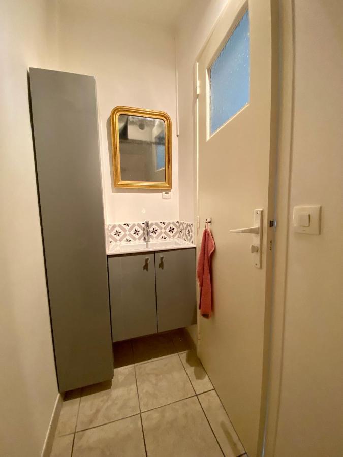 Chez Virginie : Appartement Lumineux Au Calme. Fréjus Екстериор снимка