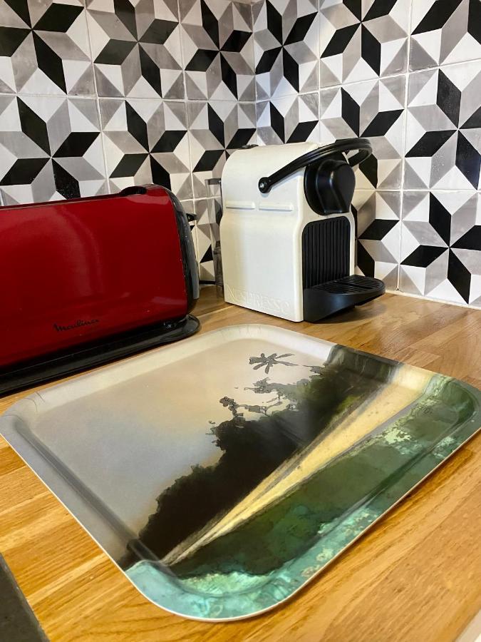 Chez Virginie : Appartement Lumineux Au Calme. Fréjus Екстериор снимка